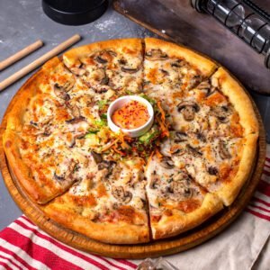 Chicken shawarma pizza
